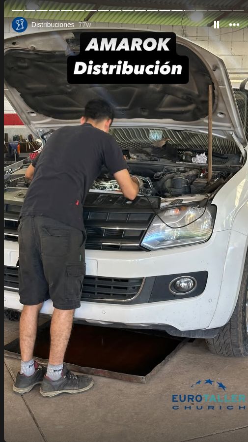 Volkswagen Amarok durante un trabajo de distribución